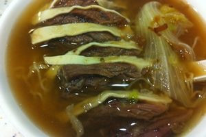 安利魚蛋粉麵  魚片切腩高手