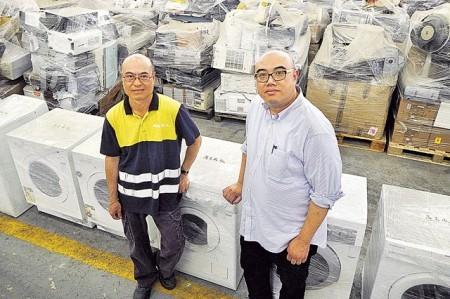 「電器醫生」回收送暖 弱勢受惠
