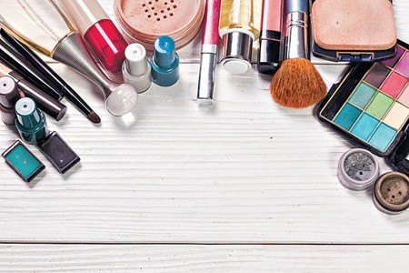 過期化粧品 隨時有惡菌  