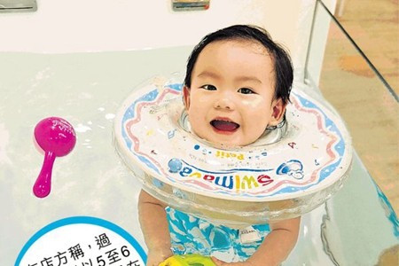 BB浸Spa影萌照 親子樂家長追捧