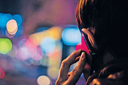 誤信捲假身份證案 女富商墮電騙唔見$1200萬