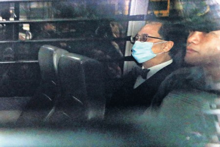曾蔭權囚20月將上訴 妻：還有很長路要走