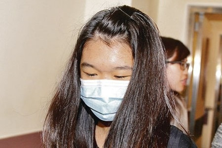 考試致遲通報 鄧女質疑