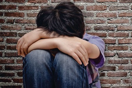升學易困擾情緒 逾3成中小學生 有潛在自殺風險