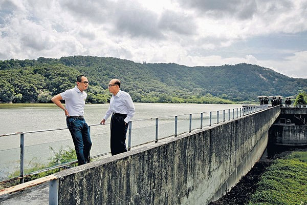 李嘉誠︰望年輕人成智者 to do變to be 時刻保持靈敏