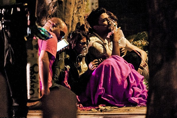 倫敦住宅沖天火 烈焰封鎖低層 高層戶逃生無門