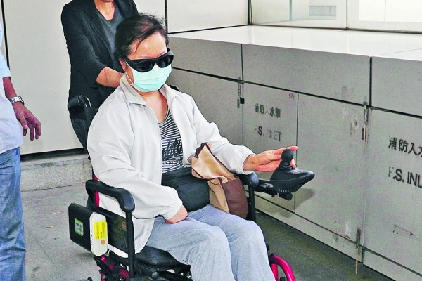 血液回輸後全身冰冷發抖 前教師：內臟如翻江倒海