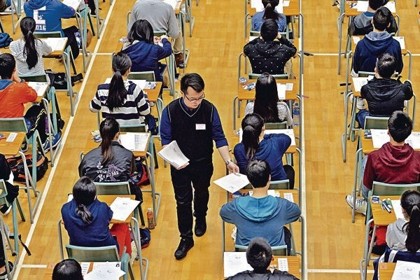 曹星如李慧詩成萬能例子 DSE口試 考生機械化