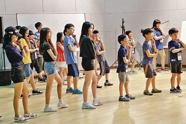 聖誕遊學團 體驗韓星受訓歷程 K-Pop專業導師教歌舞