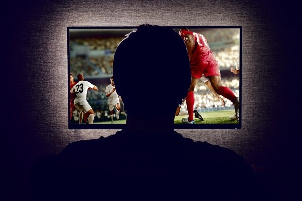 22歲兒賭波輸命 父淚勸青年勿賭博