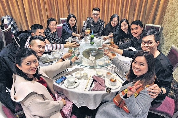 股市旺 酒樓團年飯近爆滿