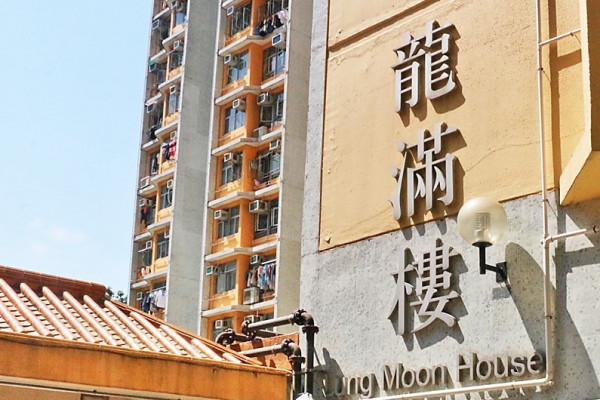 男戶主堅稱非女事主情人 $500萬首飾公屋失竊 警再拘12歲女童