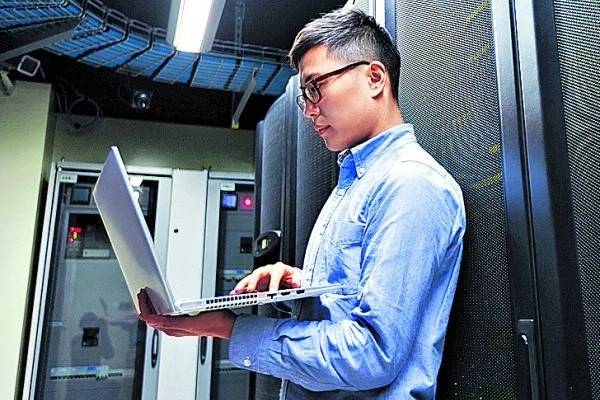 今年大學生易搵工 起薪$1.5萬