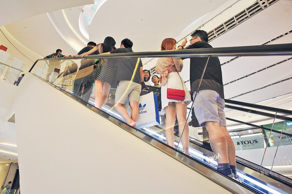 全港26走光黑點 9個兩年未改善