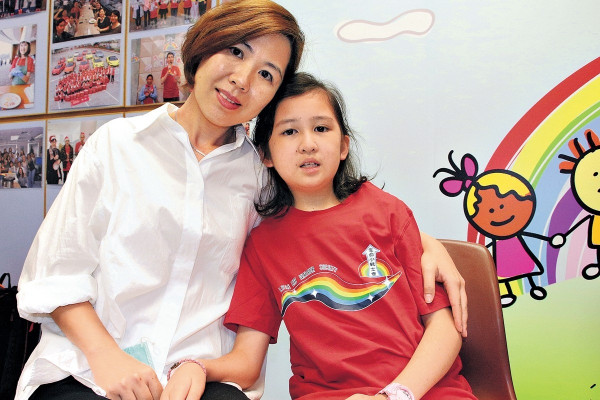 12歲女力抗癌魔 盼當老師上學去