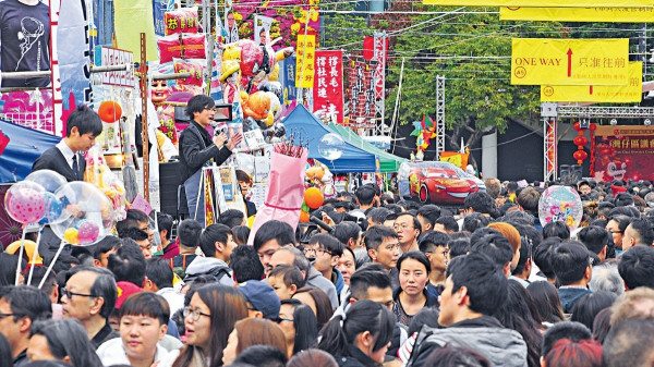 零售市道差 商戶望年宵賺一筆