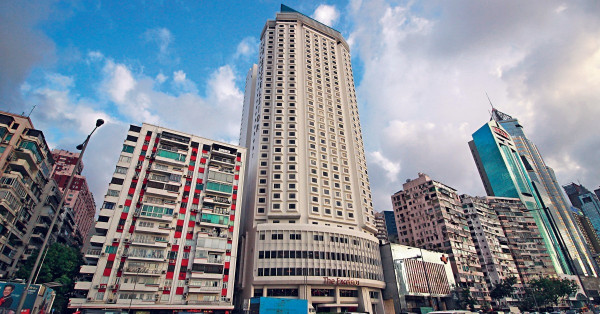 46年怡東月底結業 市民爭相緬懷