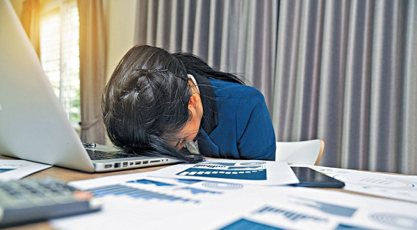 職業過勞 精疲力盡效率減小心