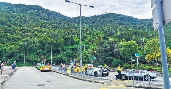 將軍澳反非法賽車 警截28辣跑