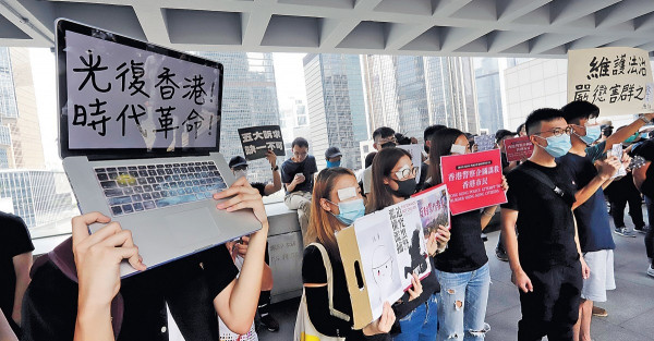 警以手令取得醫療報告 受傷少女司法覆核促禁用