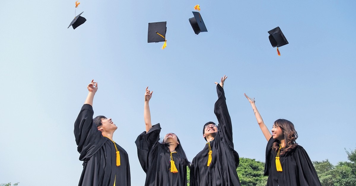 大學畢業生收入微升 未追上舊世代增長 大學畢業生收入微升 未追上舊世代增長