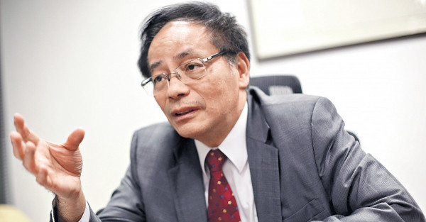 葉國謙促田要改進自己 不接受田飛龍「忠誠廢物」論