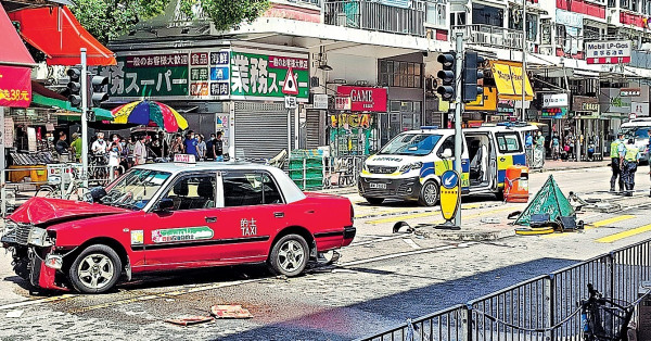 紅的衝燈大埔剷安全島1死9傷 熱心市民抬車救人 4歲童危殆