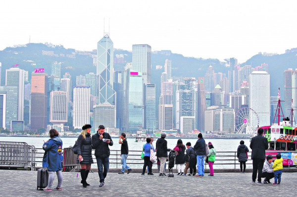約百間旅社已倒閉 邱騰華︰旅業未離危險期