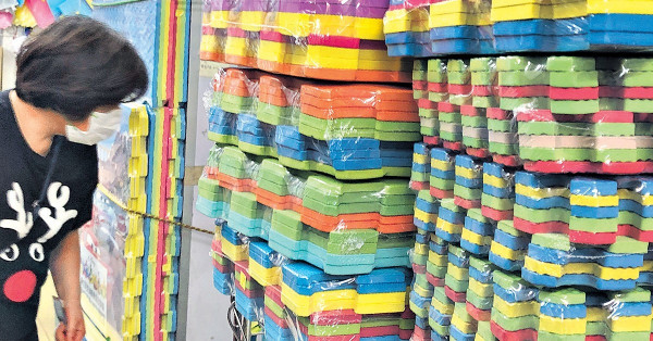 75%兒童地墊含有害物質 最勁超標9倍 30%有組件脫落