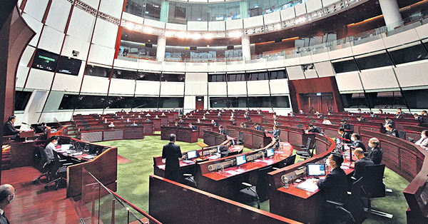 工商界議員憂裁員潮 將反對或棄權 取消強積金對沖今三讀