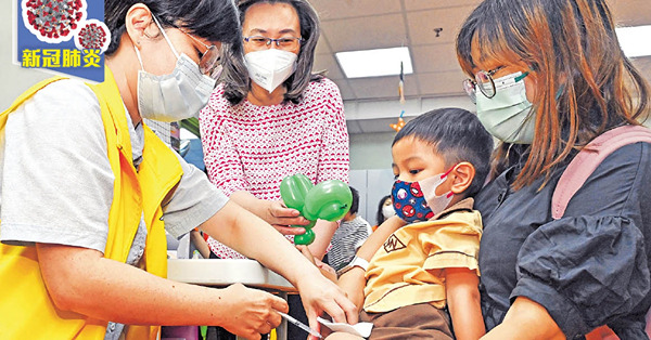 單日確診入院連破200 半數年逾6旬 幼童20餘人