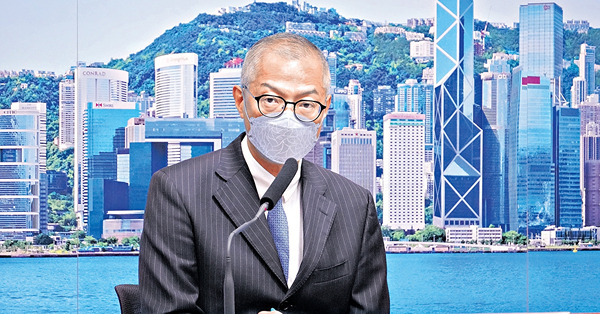 彭博指港府抗疫分歧 盧寵茂斥如延禧攻略