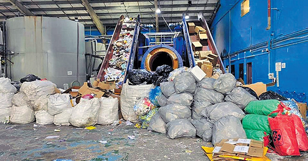 飲品盒回收廠續租「口同鼻拗」 科技園：無承諾因早有計劃 喵坊籲交代