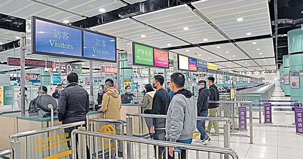消息：通關北上南下配額各5萬 落馬洲成唯一鐵路口岸 東鐵線恐迫爆