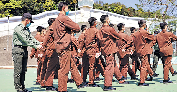 擬局部重建荔枝角收押所 增410收容額 日均還押逾2600人10年高