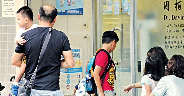 私醫需「溝藥」 兒童特敏福供應緊張 藥劑師倡政府購非原廠藥