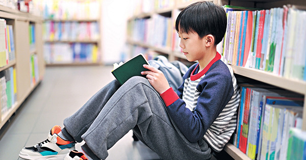 港小四生閱讀能力全球第2 僅次新加坡 尖子佔比20年高