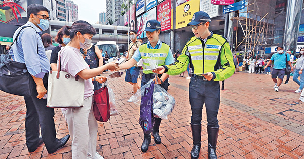 警下周一起嚴打亂過馬路 違例罰$2000