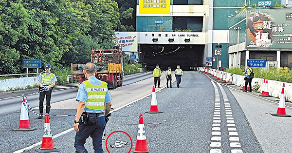 欖隧兩車撞 1司機下車察看 遭貨車撞斃 專家︰意外後忌即落車 宜先留意路面