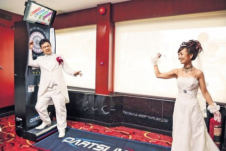 神秘婚禮 到場先知玩乜  