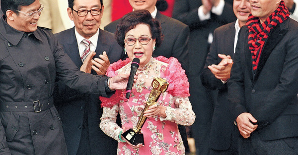 李香琴病逝享年88歲 女兒︰佢好似訓咗覺好安詳