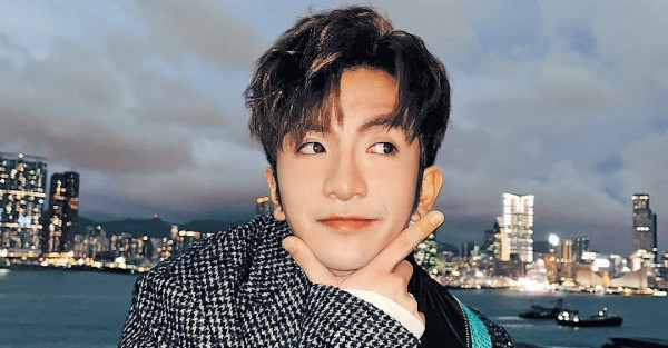 曾被剪走劉海險變八両金 Anson Lo盧瀚霆嬲足爸爸1個月