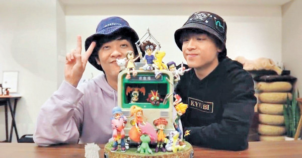 拍《數碼暴龍》模型開箱片 江熚生整爛「阿嫂」心