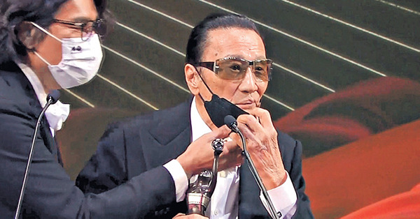 金像獎劉雅瑟大熱封后 85歲謝賢首奪影帝