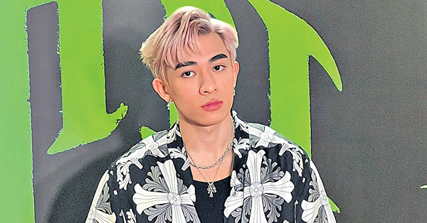 女歌迷嗌除褲 Tyson Yoshi怒睥後自責道歉