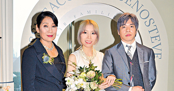 愛女出嫁獲蔡少芬趙雅芝到賀 楊盼盼未心急抱孫︰小朋友睇緣份