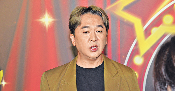 胞弟參加《中年好聲音2》 鄧兆尊寄語切忌靠關係