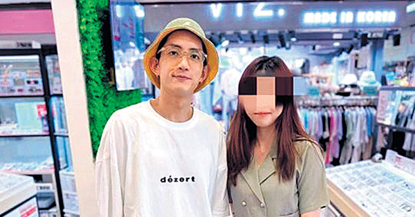 MIRROR楊樂文街坊Look配眼鏡被認出！Lokman合照簽名有求必應