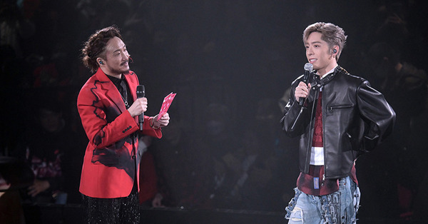 鄭中基演唱會紅館開Show！MIRROR呂爵安做頭場嘉賓送「厚」禮給Ronald