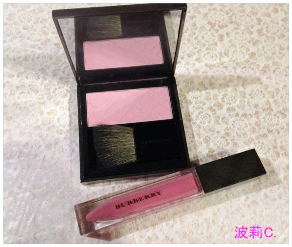 Burberry 粉紅之旅 